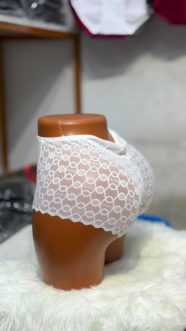 Patterned Lace Panty ya White